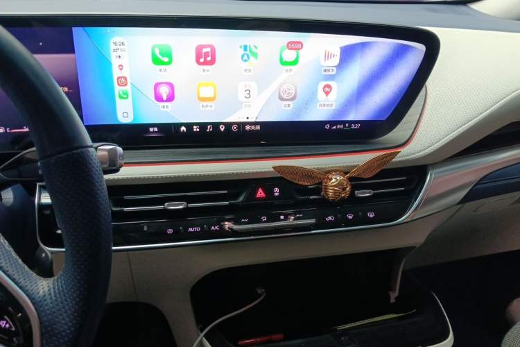 Used Buick Century 2023 2.0T Seven-Seater Yinshi Edition Audio And AC Panel