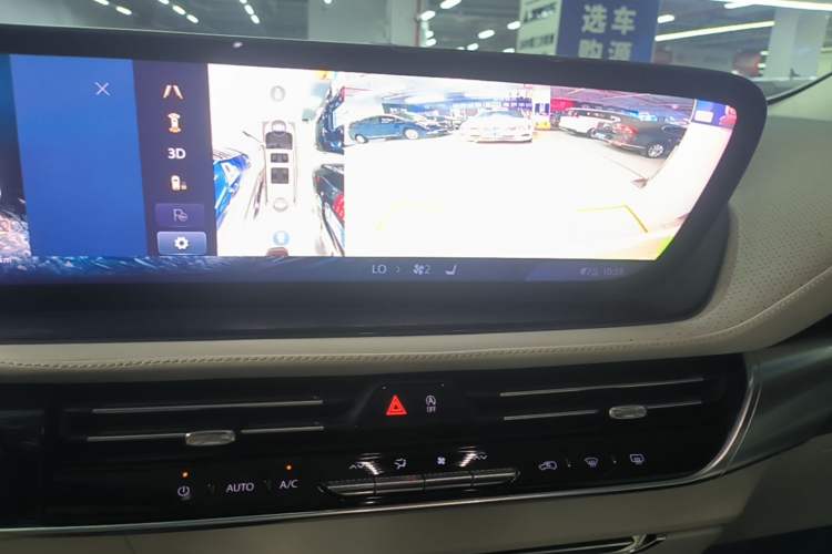 Used Buick Century 2023 2.0T Six-Seater Yinshi Edition Audio And AC Panel