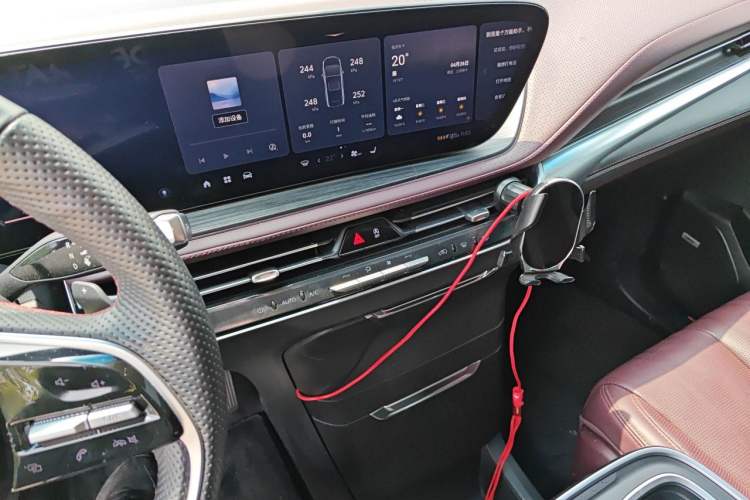 Used Buick Century 2023 2.0T Six-Seater Yinshi Edition Audio And AC Panel