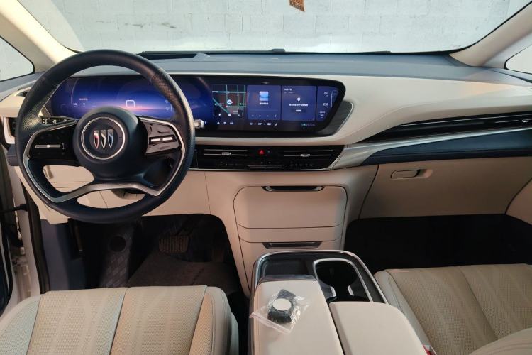 Used Buick Century 2023 2.0T Six-Seater Yinshi Edition Center Console