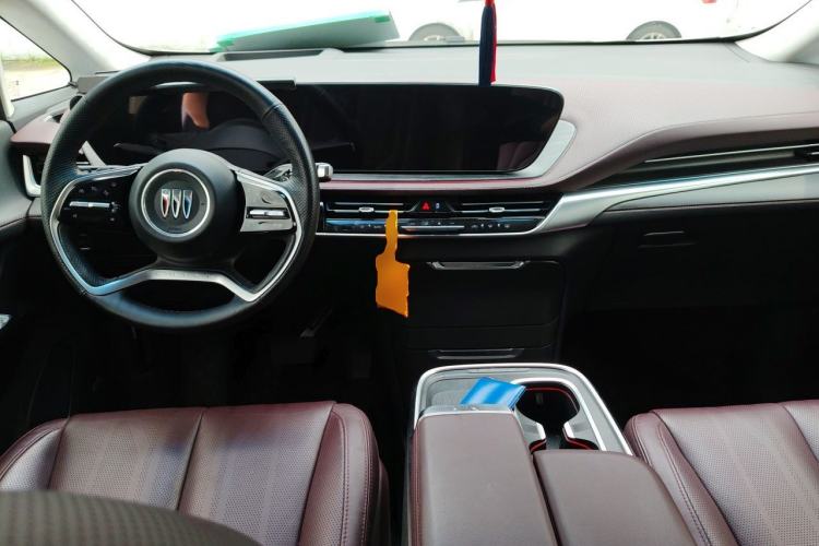 Used Buick Century 2023 2.0T Six-Seater Yinshi Edition Center Console