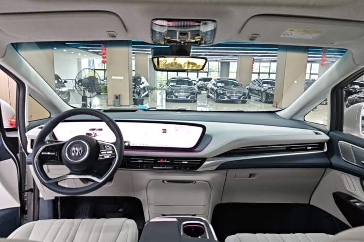 Used Buick Century 2023 2.0T Four-Seat Private Edition Center Console
