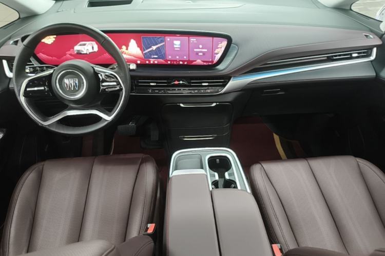 Used Buick Century 2023 2.0T Six-Seater Yinshi Edition Center Console