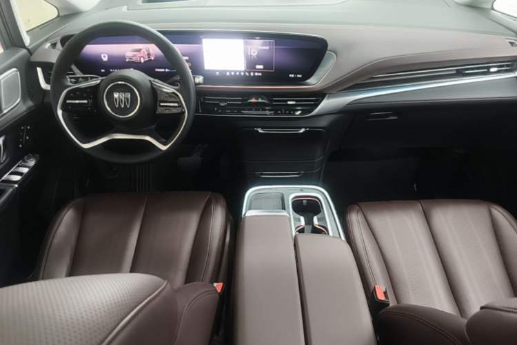 Used Buick Century 2023 2.0T Seven-Seater Yinshi Edition Center Console