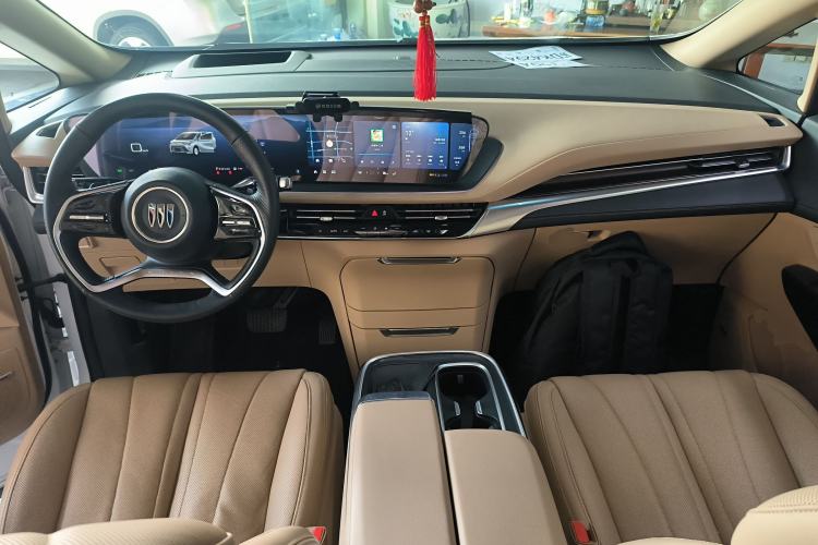 Used Buick Century 2023 2.0T Seven-Seater Deluxe Edition Center Console