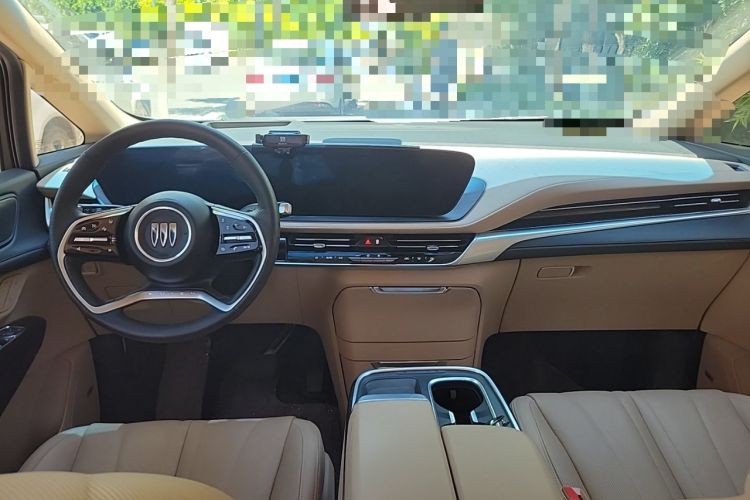 Used Buick Century 2023 2.0T Seven-Seater Deluxe Edition Center Console
