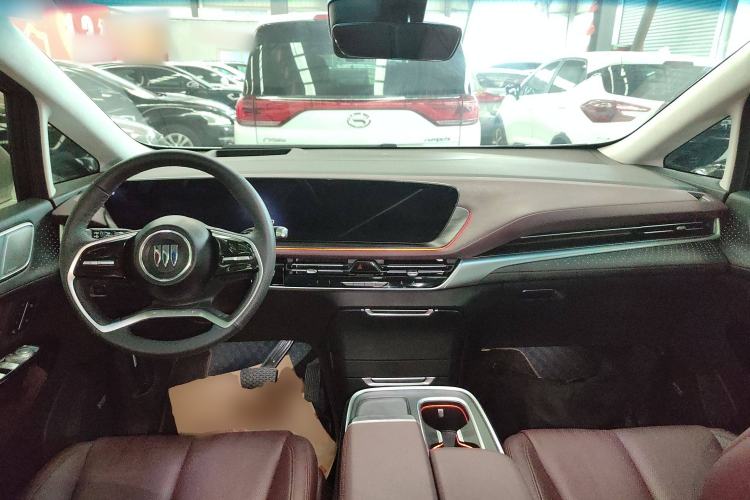 Used Buick Century 2023 2.0T Six-Seater Yinshi Edition Center Console