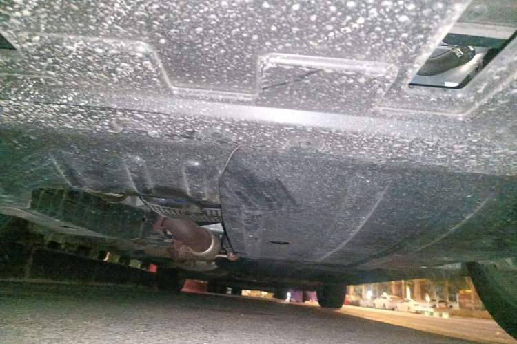 Used Buick Century 2023 2.0T Six-Seater Yinshi Edition Chassis Front