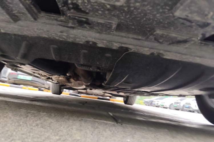 Used Buick Century 2023 2.0T Six-Seater Yinshi Edition Chassis Front