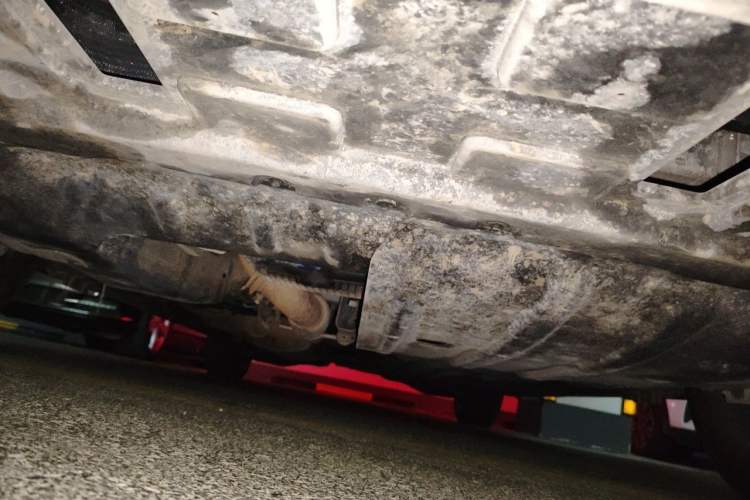 Used Buick Century 2023 2.0T Seven-Seater Yinshi Edition Chassis Front