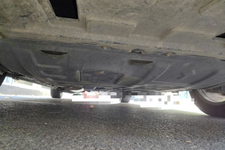 Used Buick Century 2023 2.0T Seven-Seater Yinshi Edition Chassis Front