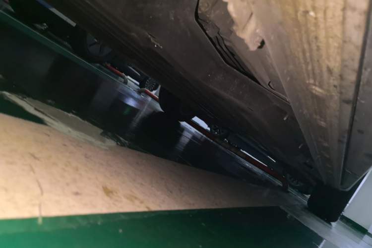Used Buick Century 2023 2.0T Six-Seater Yinshi Edition Chassis Front Left