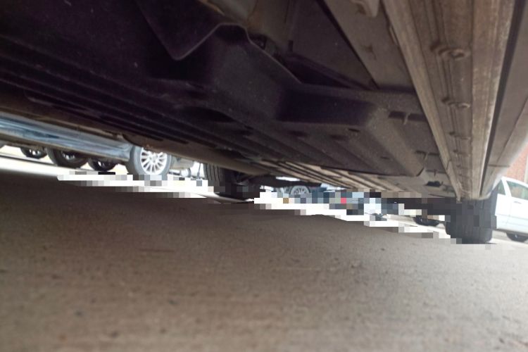 Used Buick Century 2023 2.0T Six-Seater Yinshi Edition Chassis Front Left