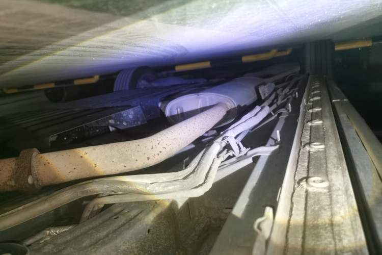 Used Buick Century 2023 2.0T Six-Seater Yinshi Edition Chassis Front Right