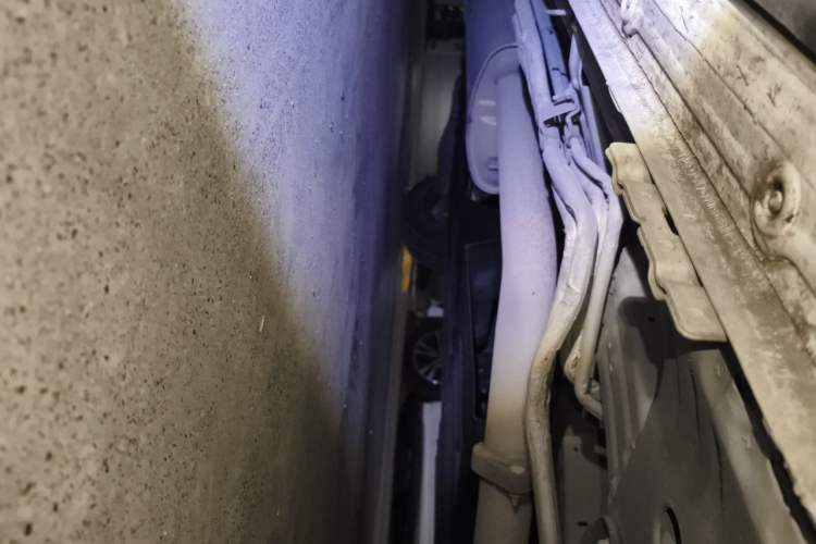 Used Buick Century 2023 2.0T Seven-Seater Yinshi Edition Chassis Front Right