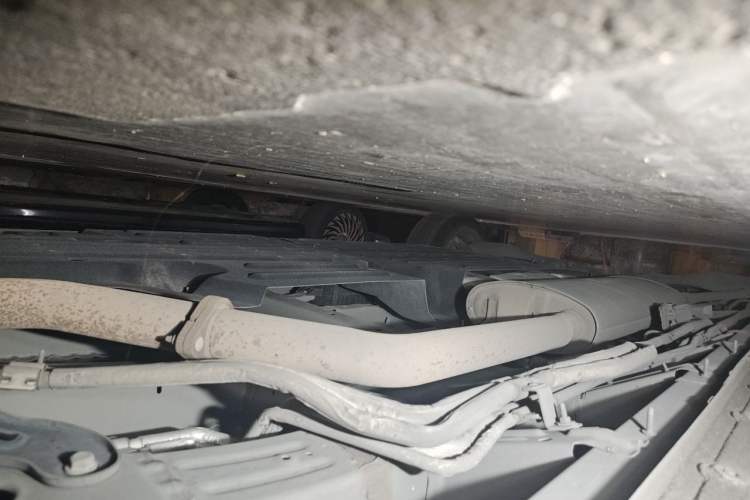 Used Buick Century 2023 2.0T Six-Seater Yinshi Edition Chassis Front Right