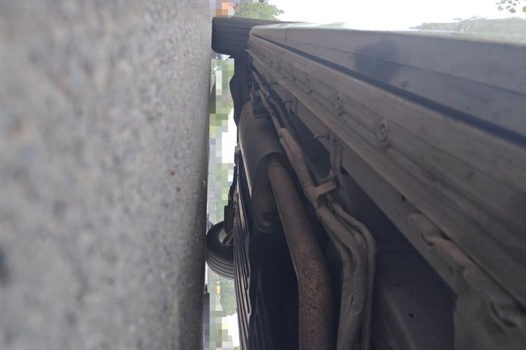Used Buick Century 2023 2.0T Seven-Seater Yinshi Edition Chassis Front Right