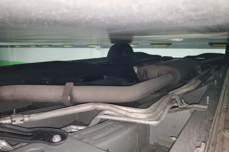 Used Buick Century 2023 2.0T Seven-Seater Yinshi Edition Chassis Front Right