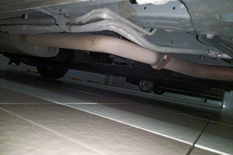 Used Buick Century 2023 2.0T Six-Seater Yinshi Edition Chassis Front Right
