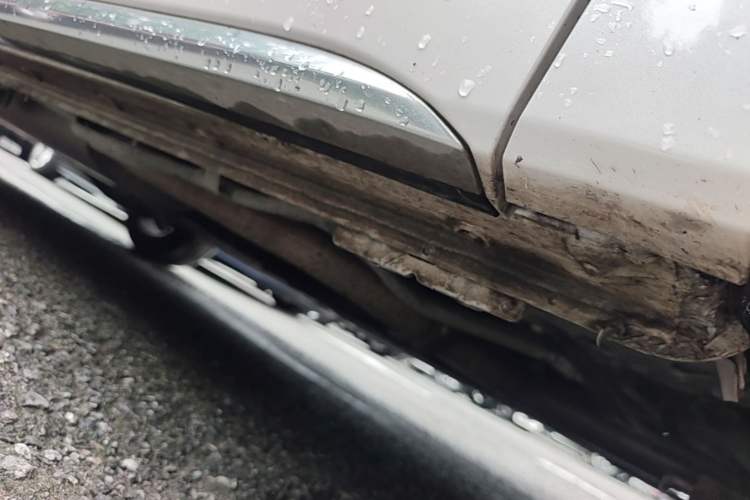 Used Buick Century 2023 2.0T Six-Seater Yinshi Edition Chassis Front Right