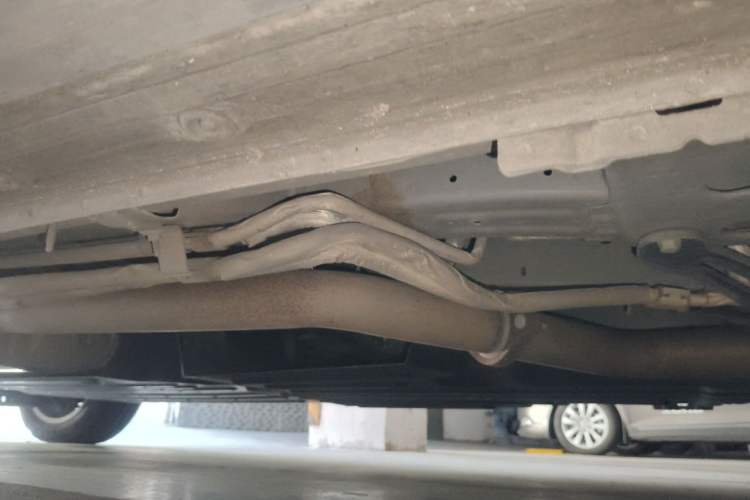 Used Buick Century 2023 2.0T Seven-Seater Yinshi Edition Chassis Front Right