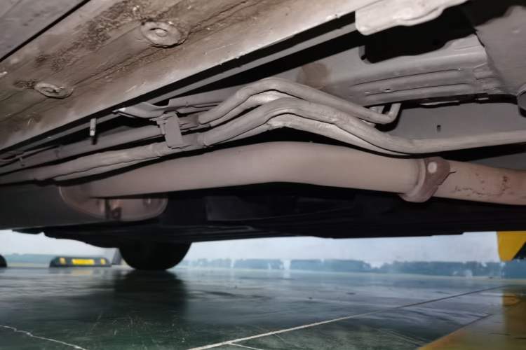 Used Buick Century 2023 2.0T Seven-Seater Yinshi Edition Chassis Front Right