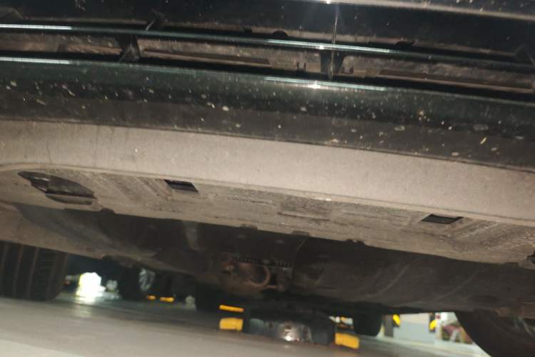 Used Buick Century 2023 2.0T Six-Seater Yinshi Edition Chassis Front