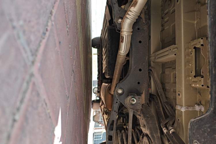 Used Buick Century 2023 2.0T Six-Seater Yinshi Edition Chassis Rear