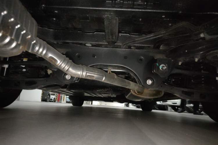 Used Buick Century 2023 2.0T Seven-Seater Deluxe Edition Chassis Rear