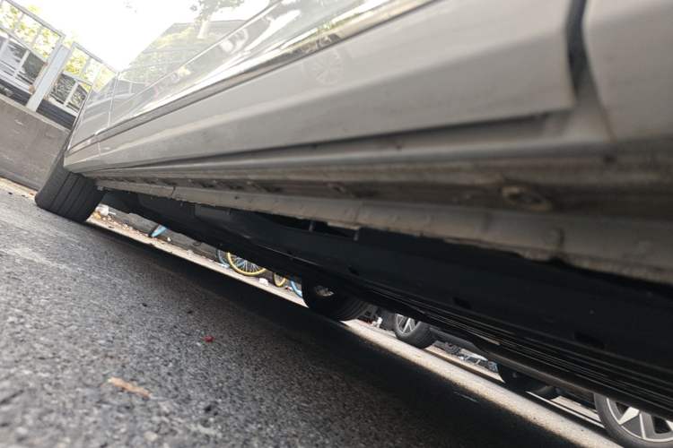 Used Buick Century 2023 2.0T Seven-Seater Deluxe Edition Chassis Rear Left