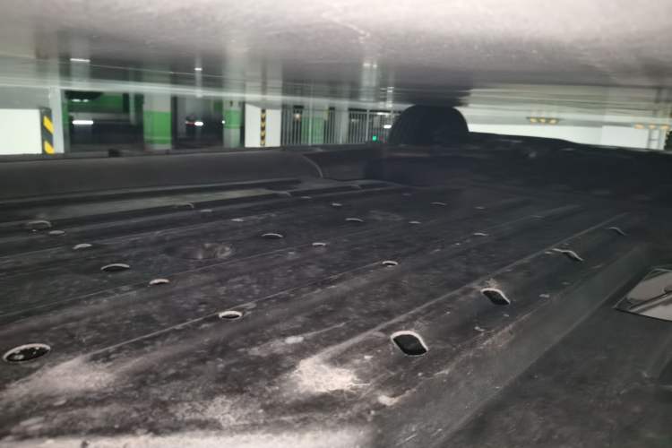 Used Buick Century 2023 2.0T Seven-Seater Yinshi Edition Chassis Rear Left