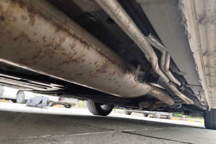 Used Buick Century 2023 2.0T Six-Seater Yinshi Edition Chassis Rear Right