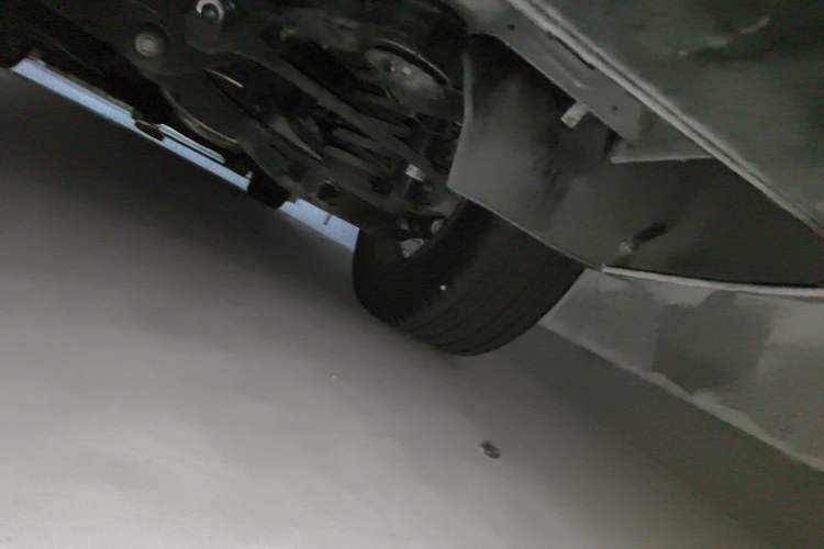 Used Buick Century 2023 2.0T Six-Seater Yinshi Edition Chassis Rear Right