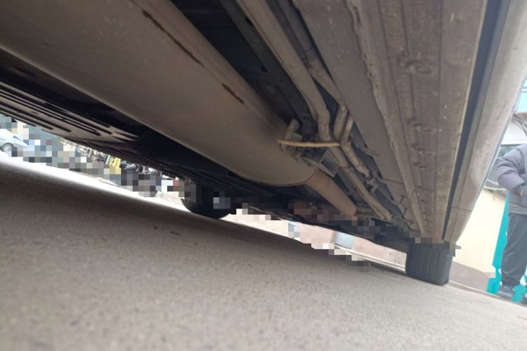 Used Buick Century 2023 2.0T Six-Seater Yinshi Edition Chassis Rear Right
