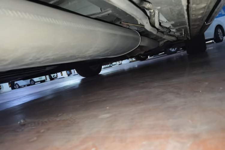 Used Buick Century 2023 2.0T Seven-Seater Deluxe Edition Chassis Rear Right