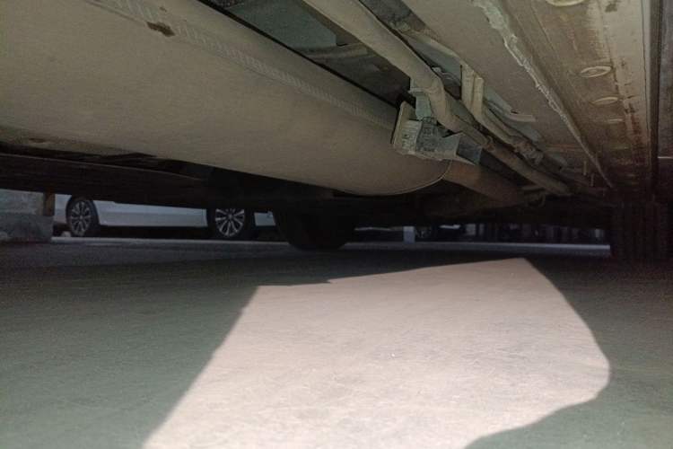 Used Buick Century 2023 2.0T Six-Seater Yinshi Edition Chassis Rear Right