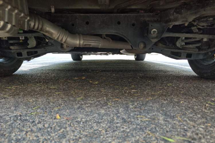 Used Buick Century 2023 2.0T Seven-Seater Yinshi Edition Chassis Rear