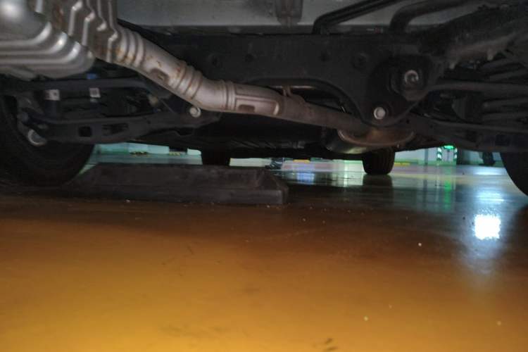 Used Buick Century 2023 2.0T Four-Seat Private Edition Chassis Rear
