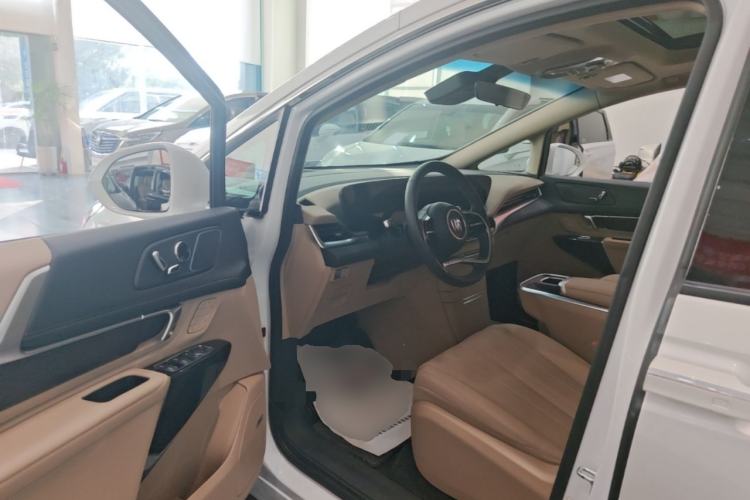 Used Buick Century 2023 2.0T Seven-Seater Deluxe Edition Driver Seat