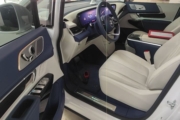 Used Buick Century 2023 2.0T Six-Seater Yinshi Edition Driver Seat