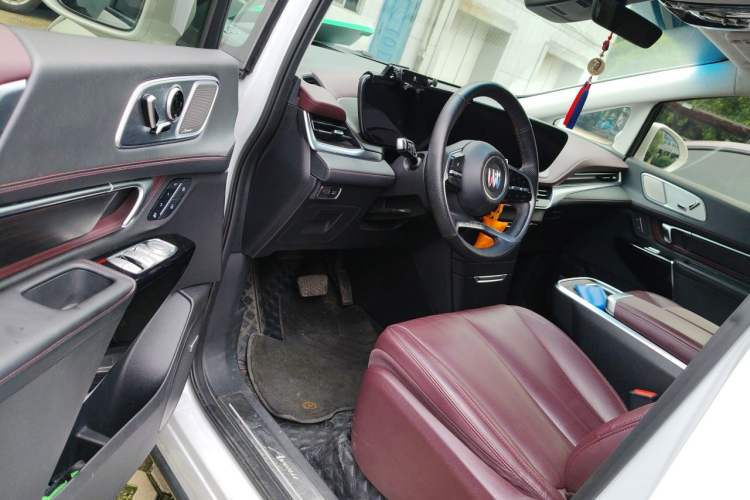 Used Buick Century 2023 2.0T Six-Seater Yinshi Edition Driver Seat
