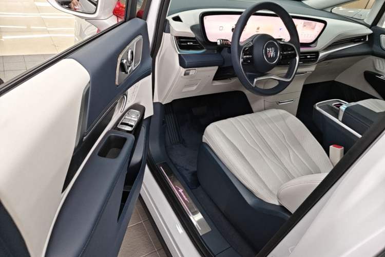 Used Buick Century 2023 2.0T Four-Seat Private Edition Driver Seat
