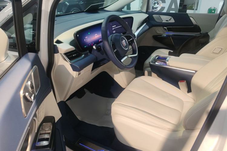 Used Buick Century 2023 2.0T Six-Seater Yinshi Edition Driver Seat