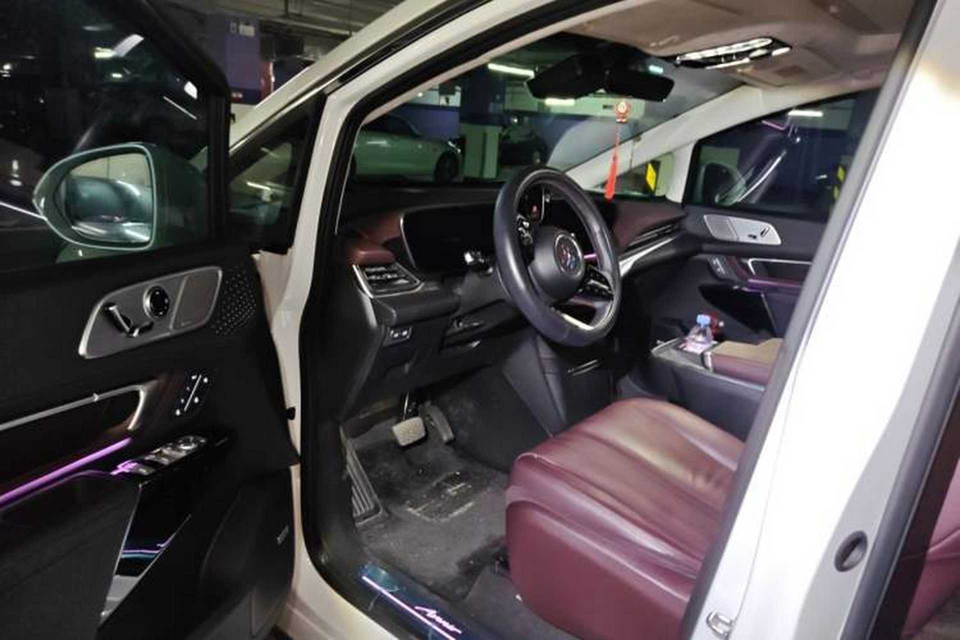 Used Buick Century 2023 2.0T Seven-Seater Yinshi Edition Driver Seat
