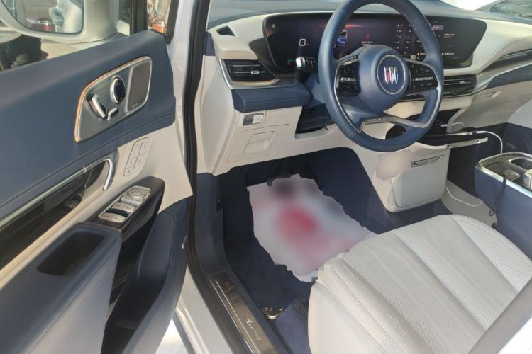 Used Buick Century 2023 2.0T Six-Seater Yinshi Edition Driver Seat