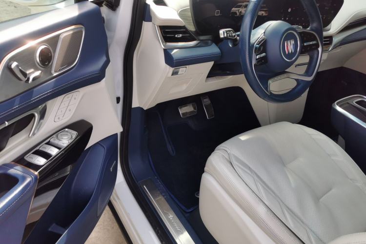 Used Buick Century 2023 2.0T Six-Seater Yinshi Edition Driver Seat