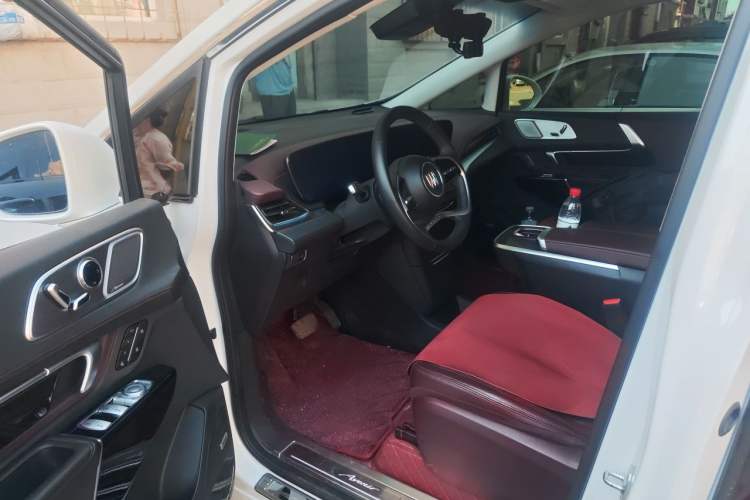 Used Buick Century 2023 2.0T Six-Seater Yinshi Edition Driver Seat