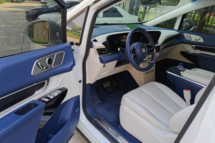 Used Buick Century 2023 2.0T Six-Seater Yinshi Edition Driver Seat