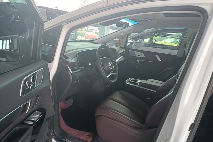 Used Buick Century 2023 2.0T Six-Seater Yinshi Edition Driver Seat