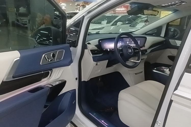 Used Buick Century 2023 2.0T Six-Seater Yinshi Edition Driver Seat